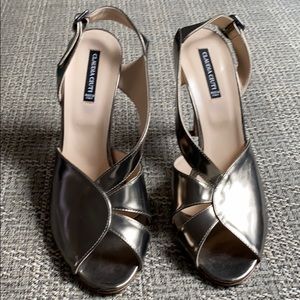 Claudia Ciuti Metallic Peep Toe 10